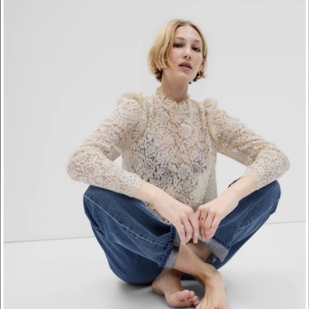 GAP Cream Lace Top